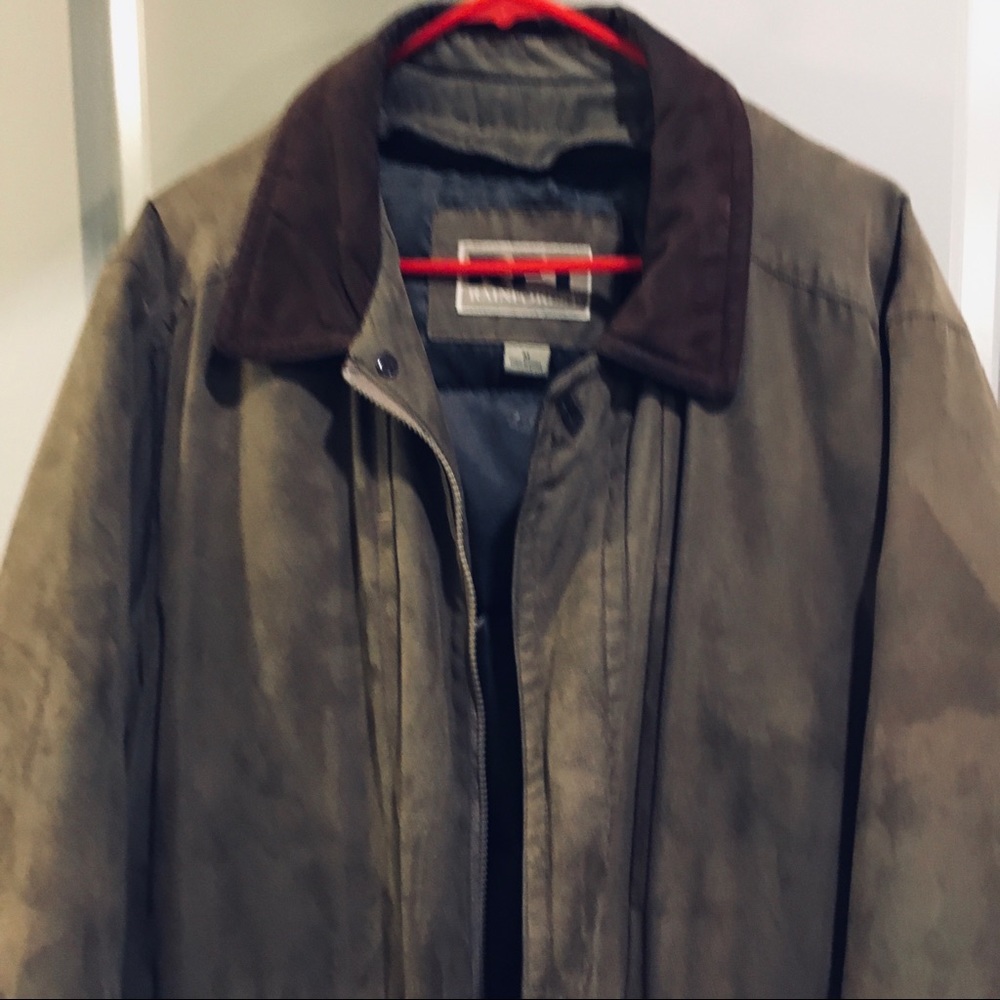 Selling a nice RFT RAINFOREST INSULATED COAT